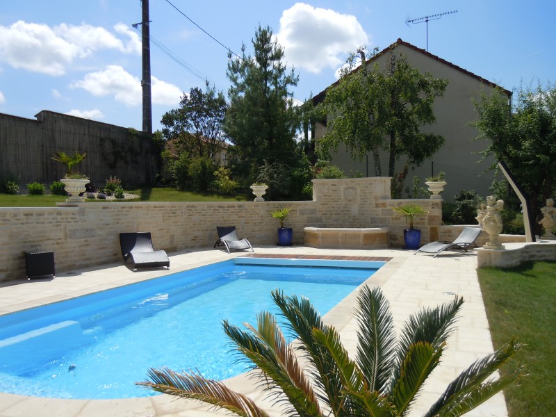 Fabricant de piscines à coque en polyester